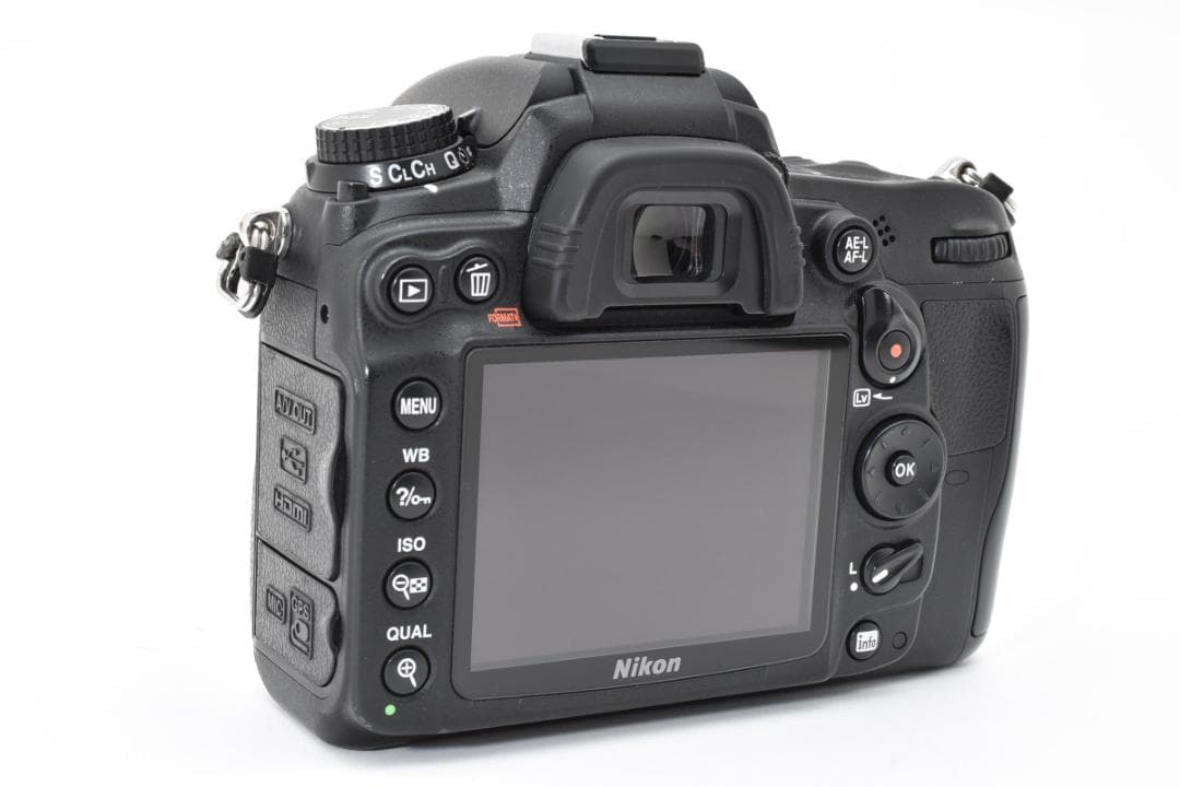 美品・ショット数5321回 ニコン Nikon D7000 ボディ 一部訳あり