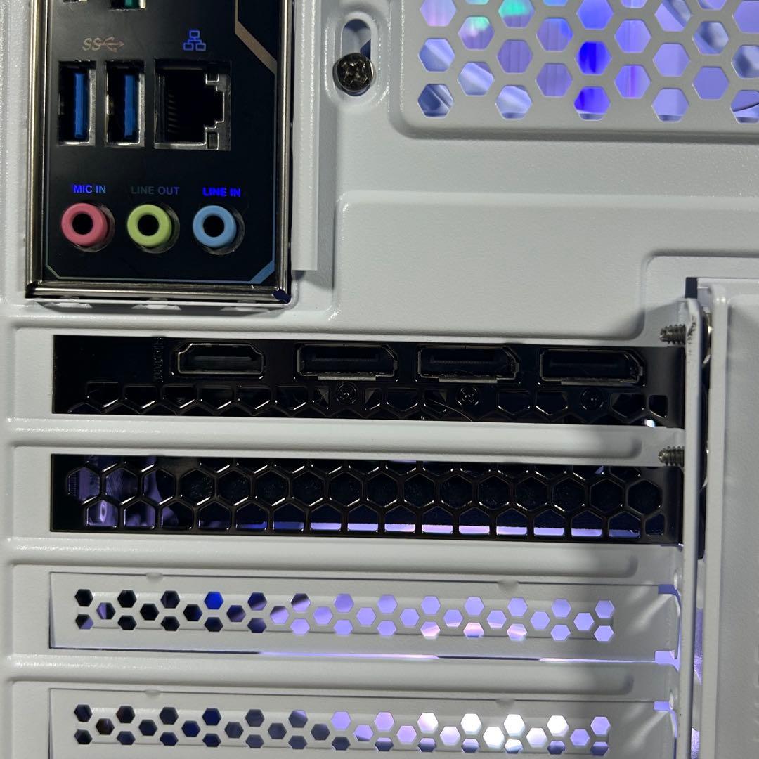 高性能 白 ゲーミングPC RTX3060 Windows11 ワイルズ快適