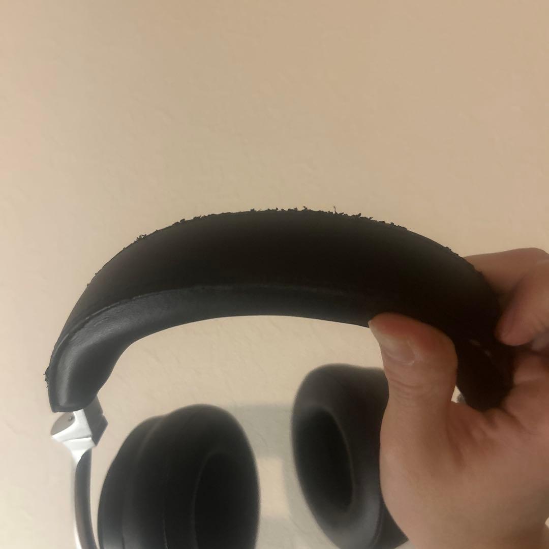 ヘッドホン SHURE AONIC 50