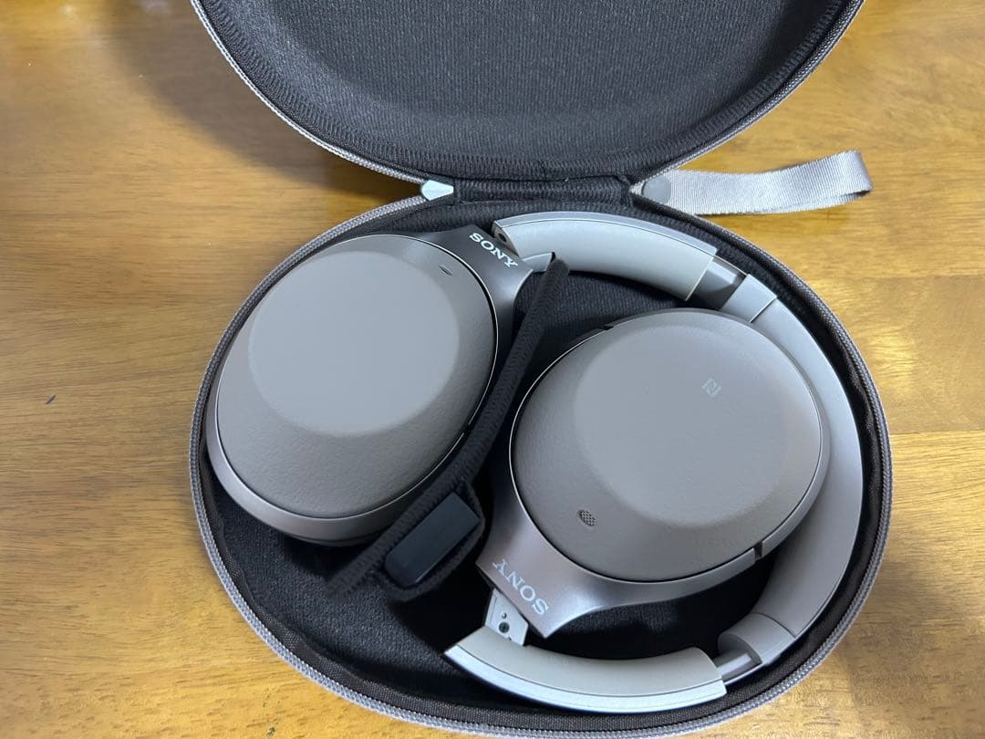 SONY WH-1000XM2 ワイヤレスヘッドホン ノイズキャンセリング