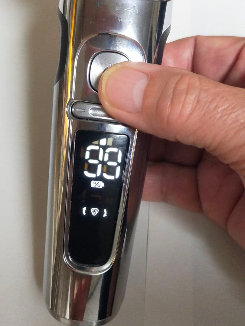 Shaver S9000 Prestige電気シェーバー SP9863