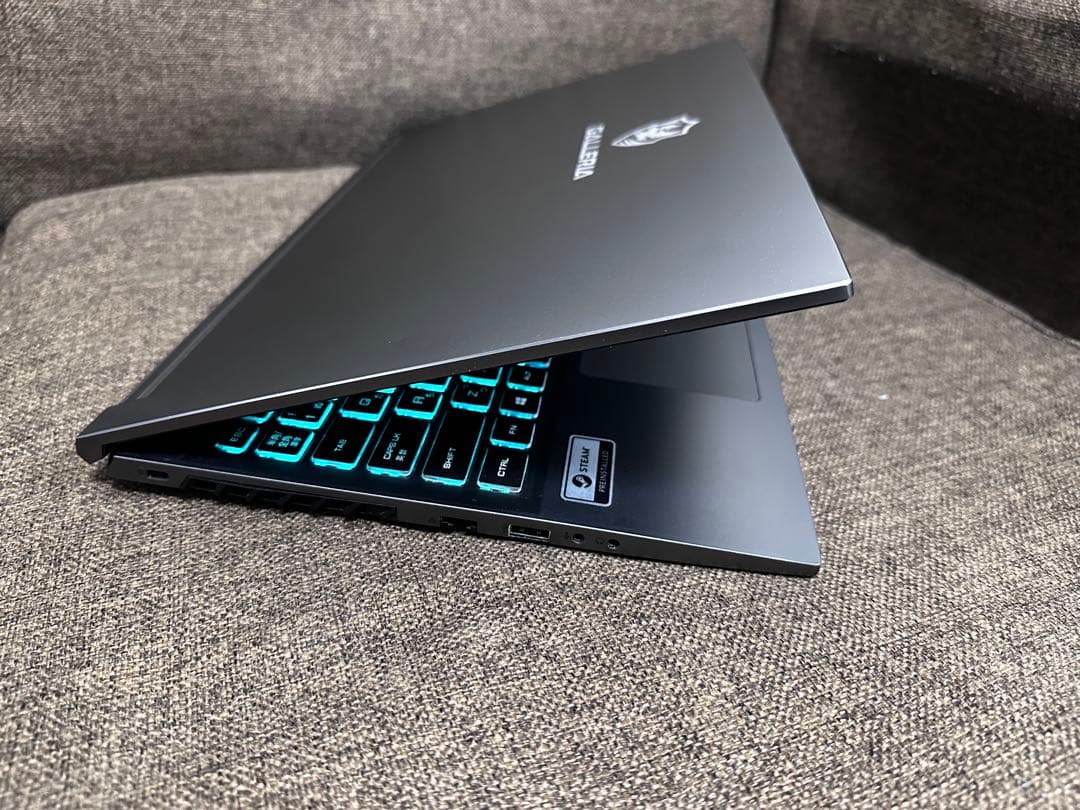 ゲーミングノート　Galleria GTX 1650Ti 120Hz