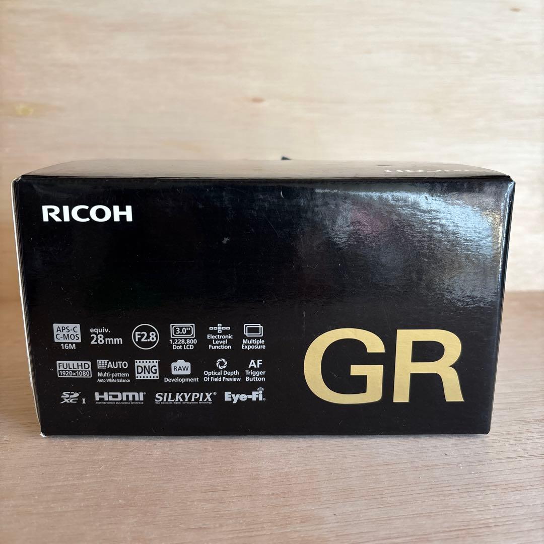H*。様 RICOH GR APS-C 初代　リコーGR スイッチ　フード付属