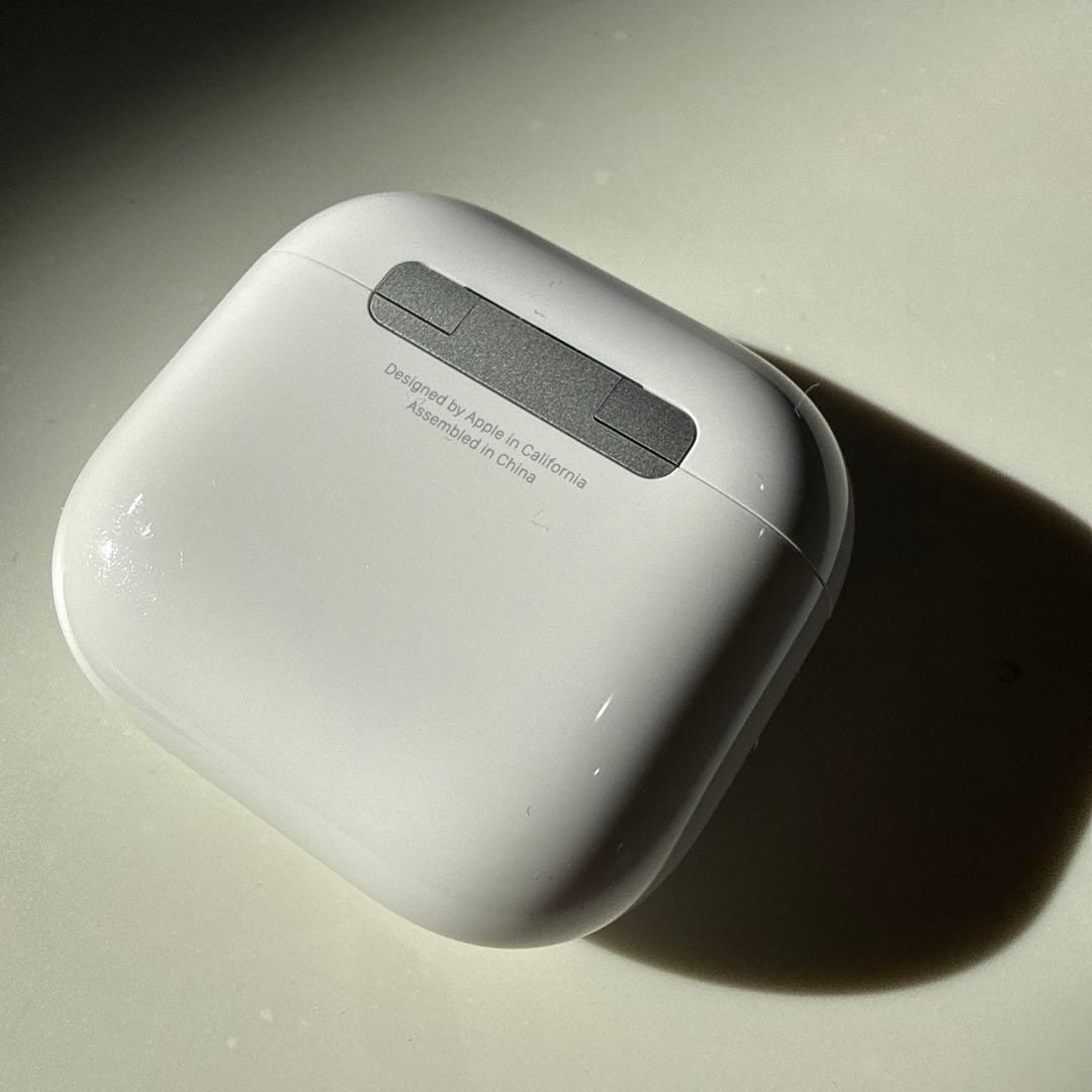 AirPods4 本体 ホワイト