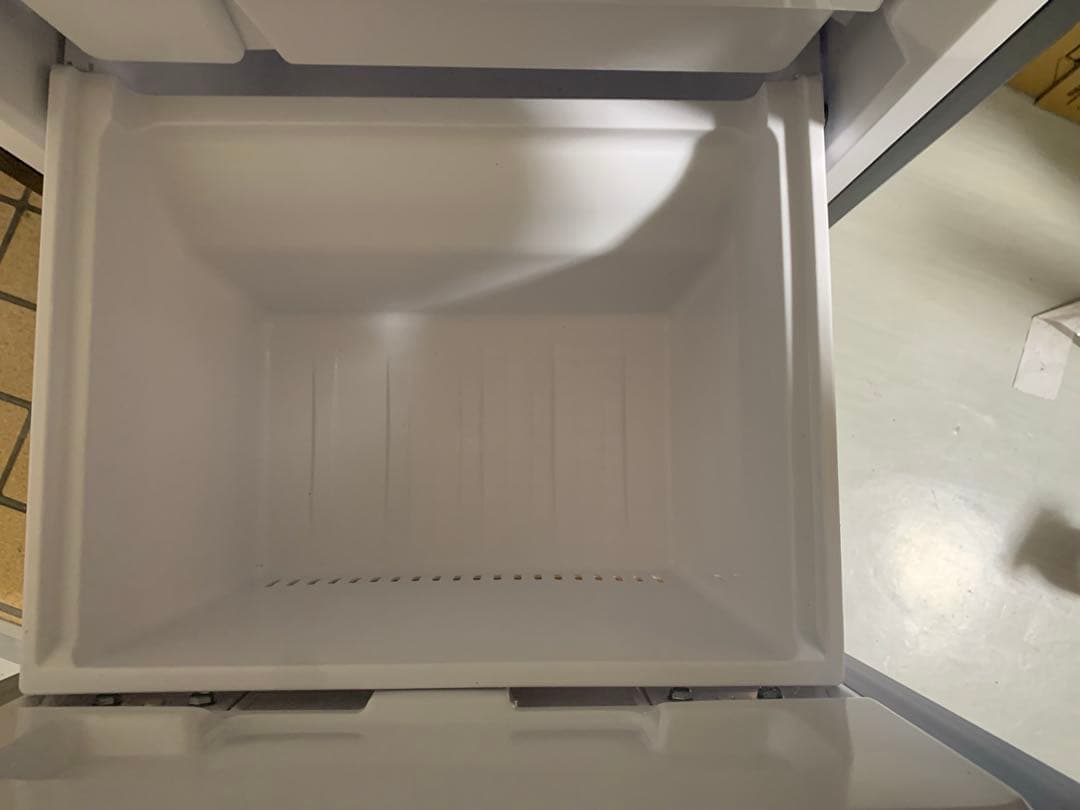 冷蔵庫 シャイニーシルバー AQR-14RBK-S 137L 2024年 大阪