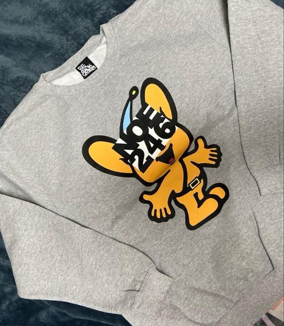 ピーポ君　グレー スウェット　クリーニング済み