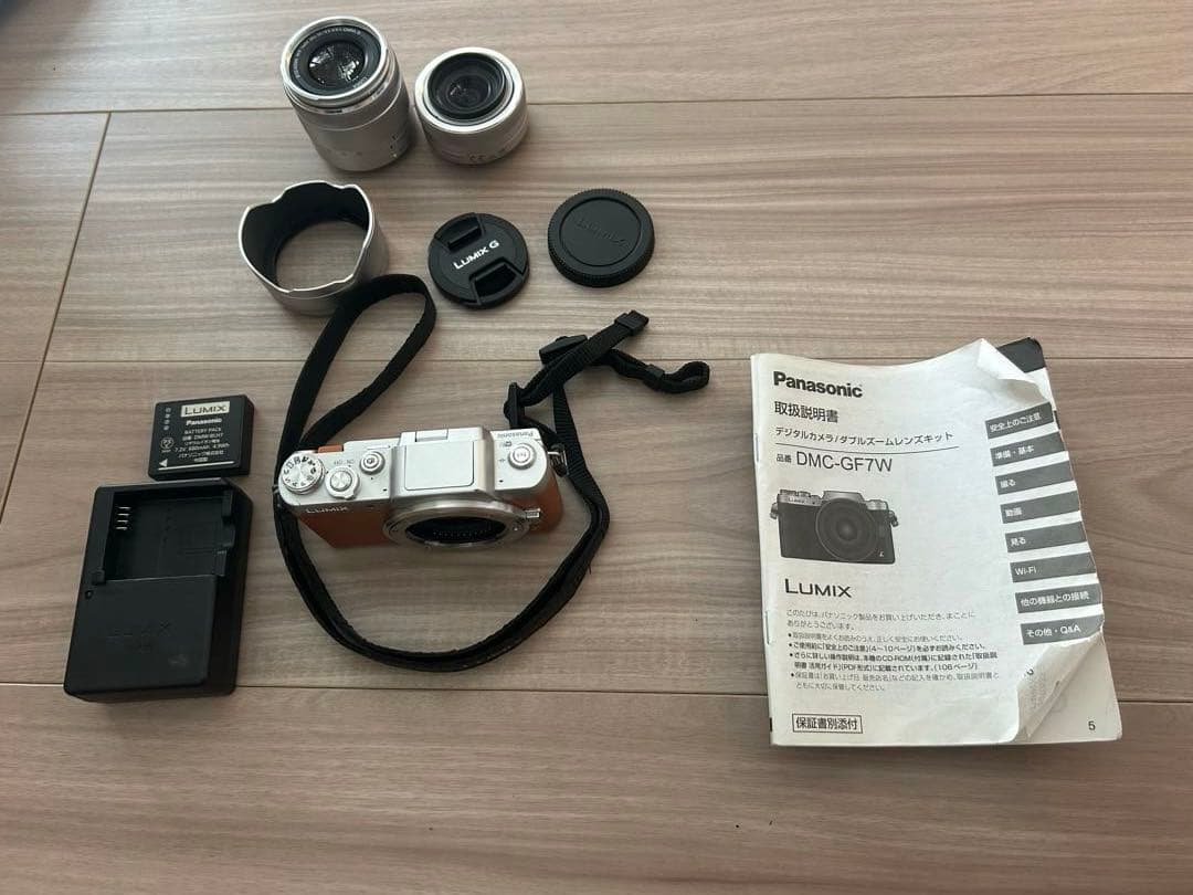 Panasonic パナソニック LUMIX DMC-GF7 ミラーレス一眼
