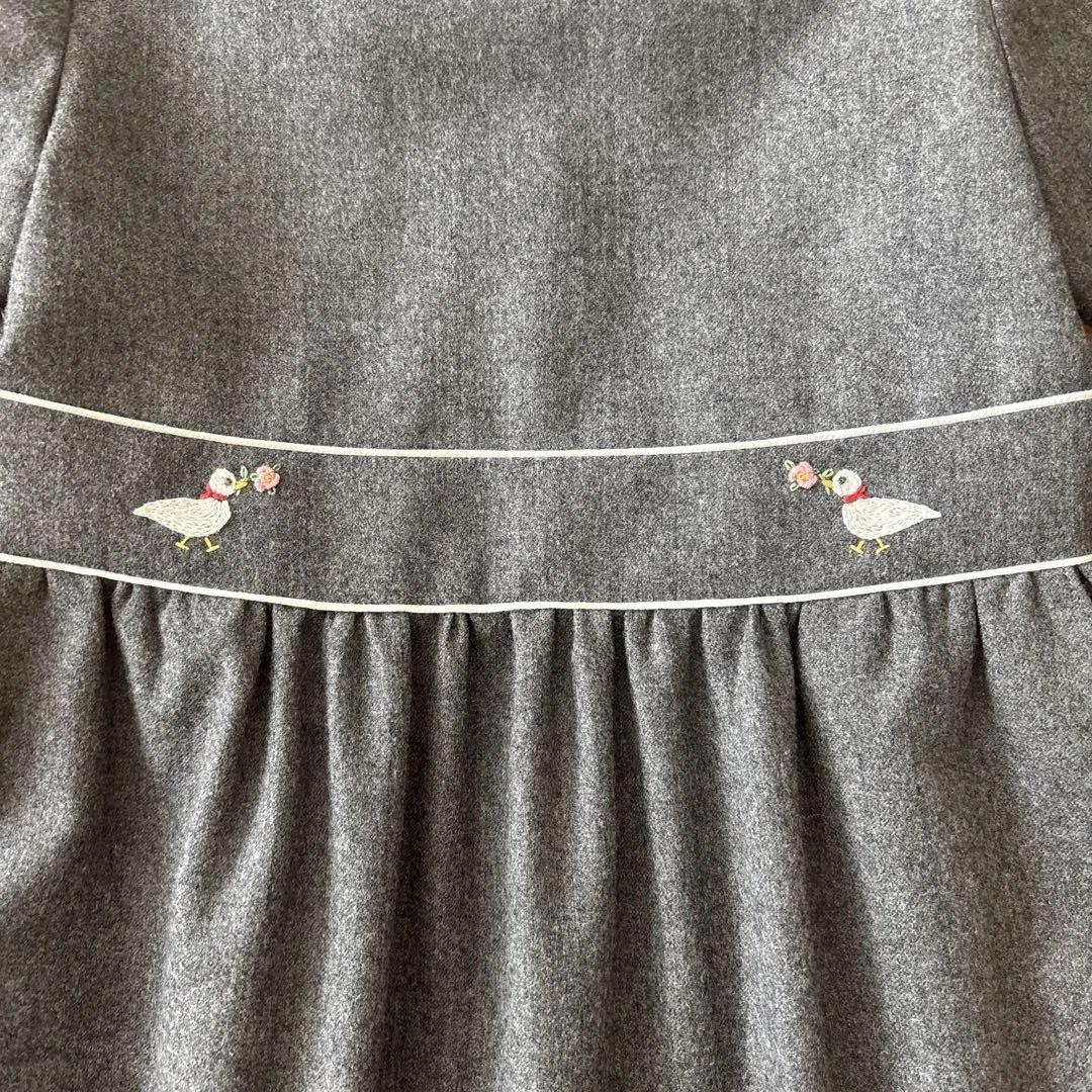 グレーのペタルカラー半袖ワンピース　幼稚園受験