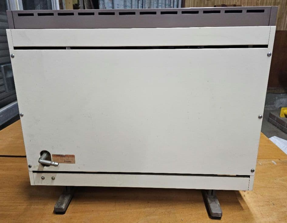 昭和レトロ Rinnai リンナイ 赤外線ストーブ LPガス用 R-8581