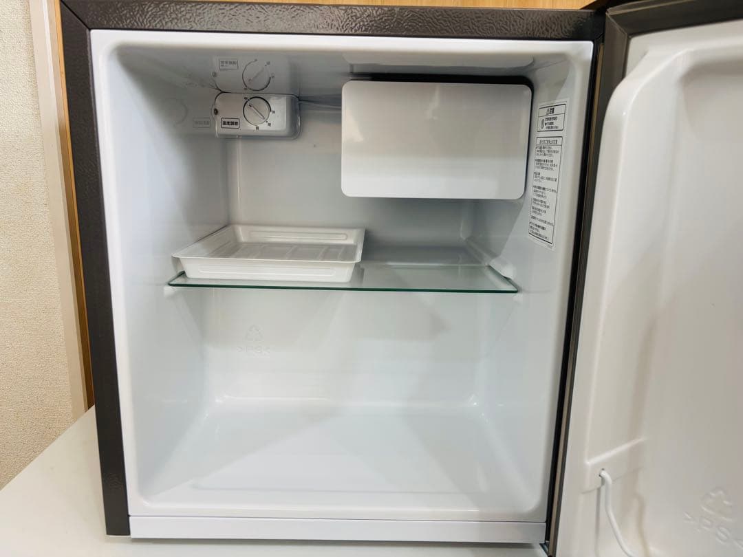 Hisense ハイセンス　小型冷蔵庫 HR-A45S　2023年製