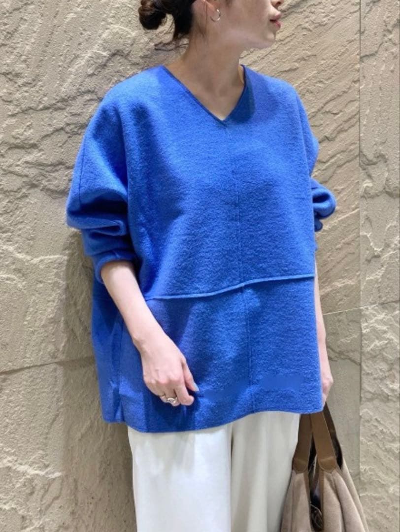 【美品】BEARDSLEY 圧縮ジャージードルマンプルオーバー ニット　ブルー