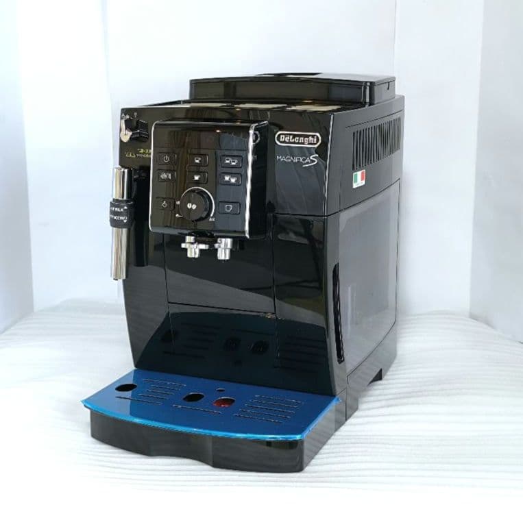 デロンギマグニフィカS コンパクト全自動コーヒーマシン ECAM23120B