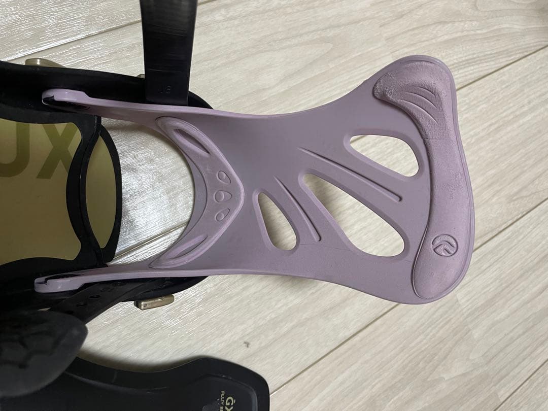 スノーボードビンディング FLUX