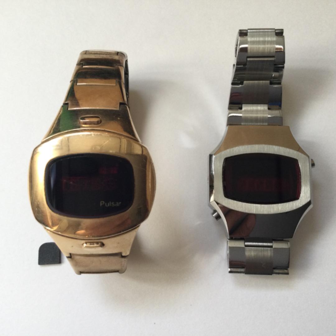 腕時計：アンティーク　デジタル時計（2個セット）