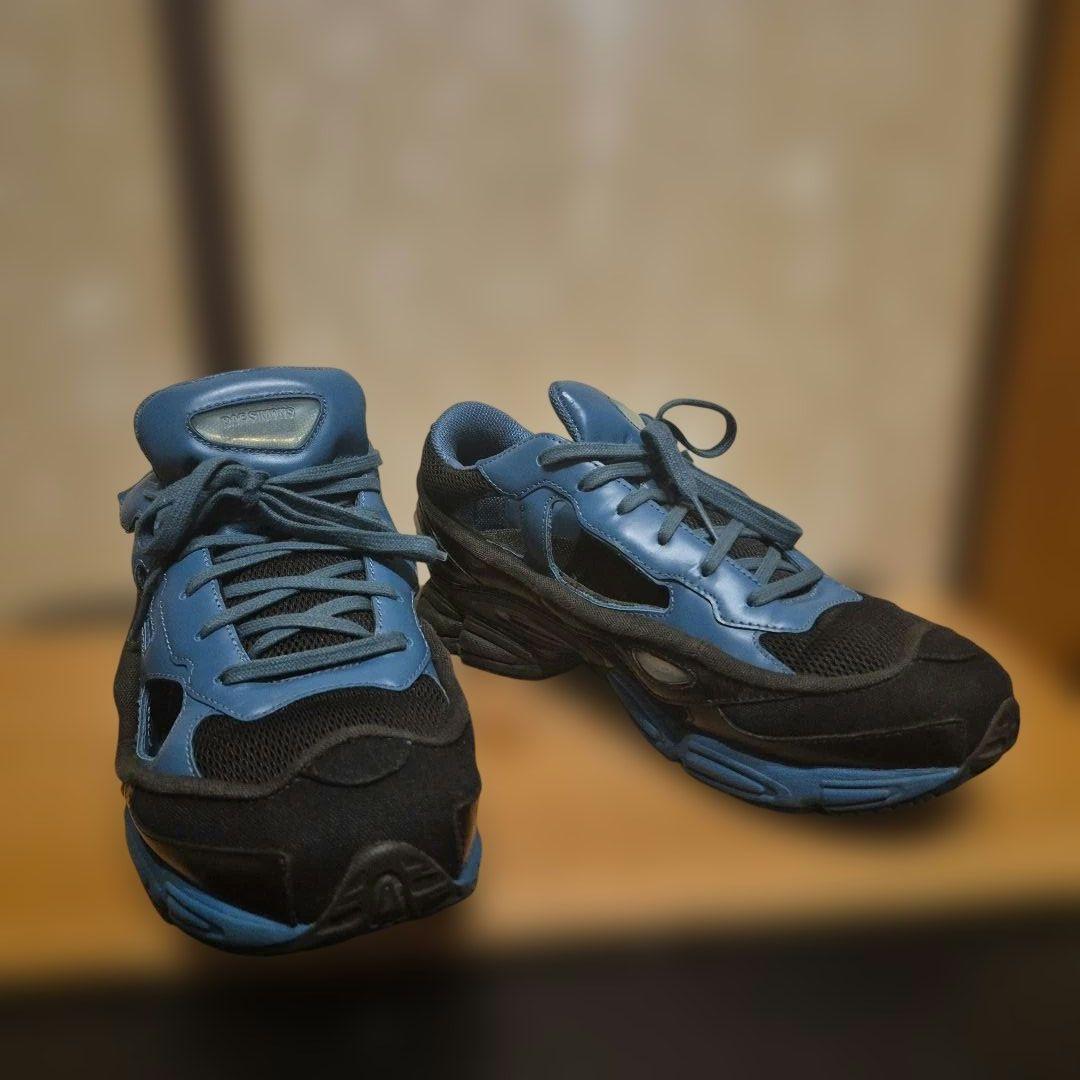 アディダス RAF SIMONS レプリカントオズウィーゴ