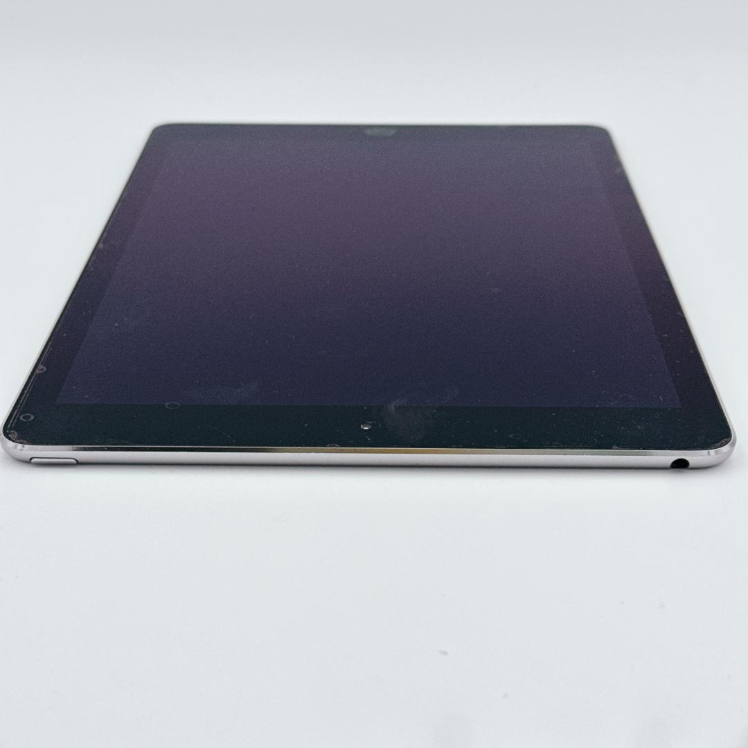 バスター【美品】iPad Air2 16GB Wi-Fiモデル MGL12