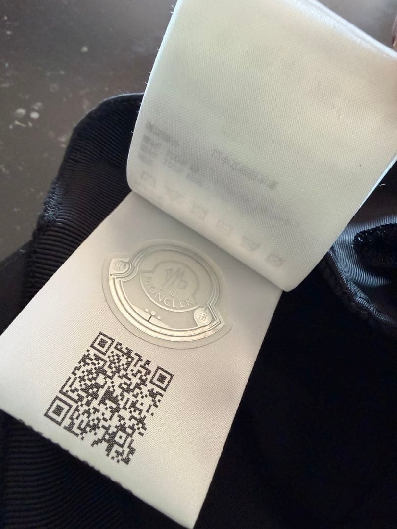 MONCLER モンクレール キャップ 黒 クリスタルロゴ 希少モデル