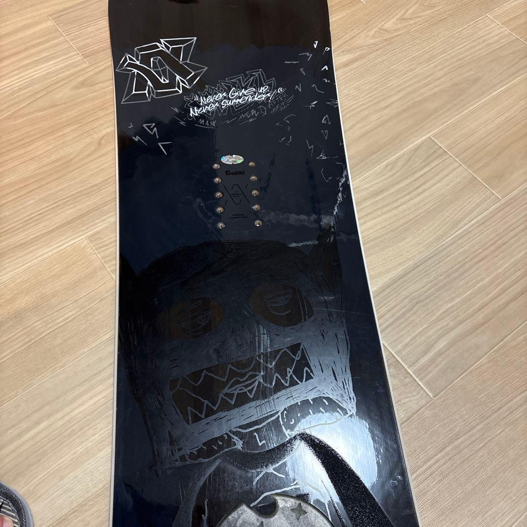 Völkl (フォルクル) Xbreed スノーボード 板