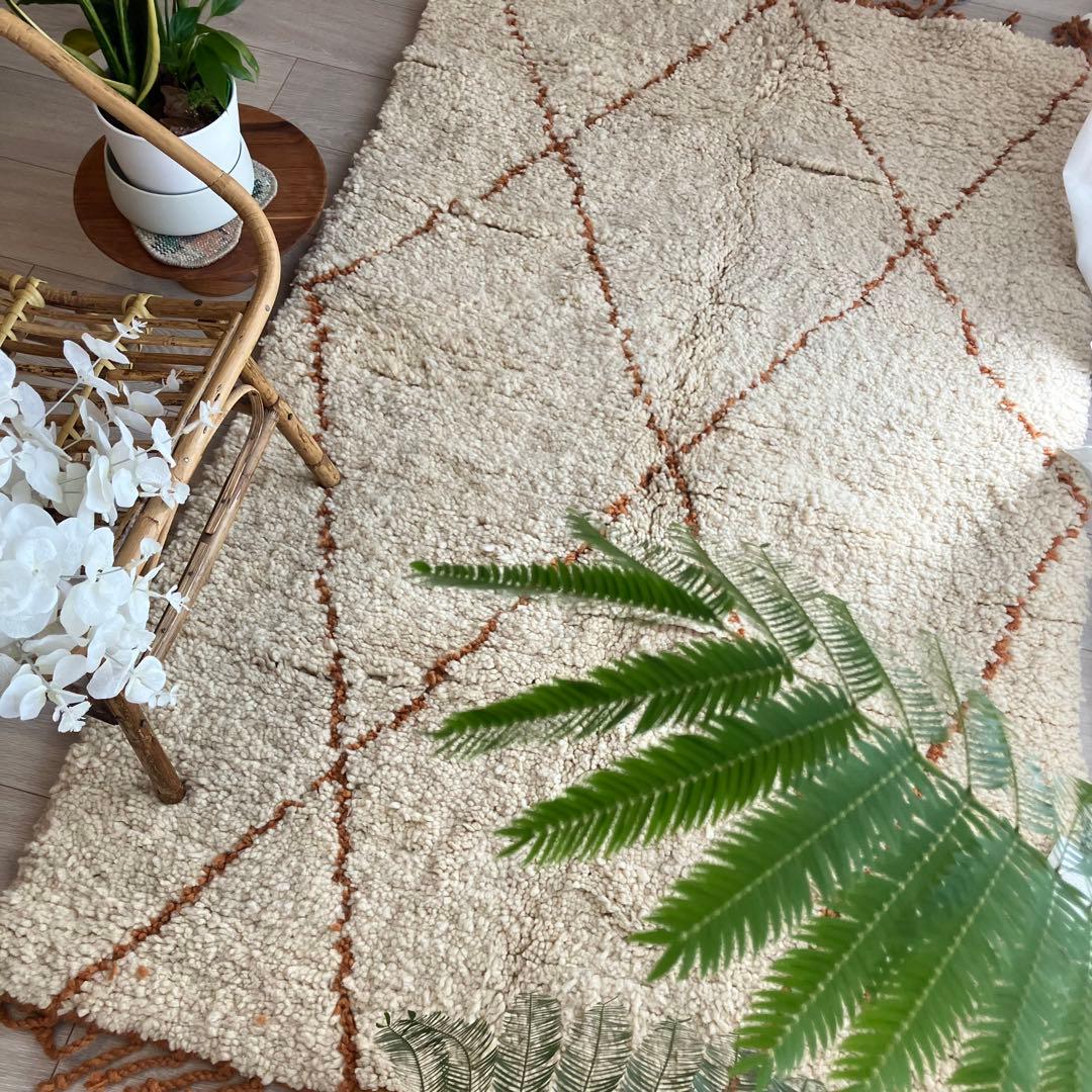 Morokkoモロッコラグ◇ダイヤ　ホワイト　ベニワレン　トルコヴィンテージラグ