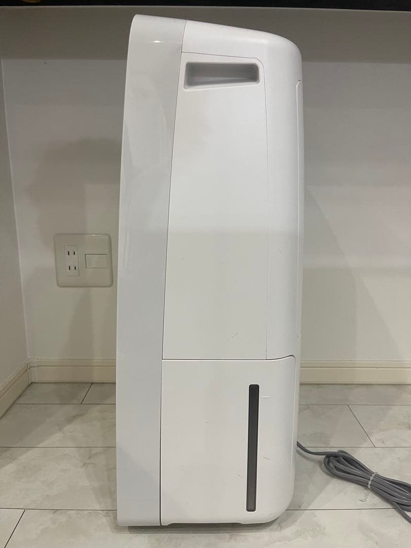 SHARP 衣類乾燥除湿機　CV-R180-W 2025年製