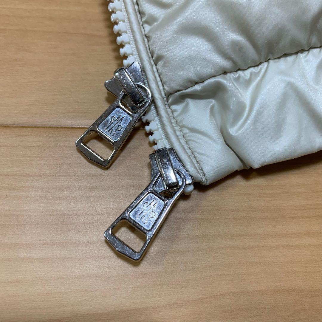 【大人気】モンクレール　ダウンパーカー　Ｓ　アイボリー 5P9