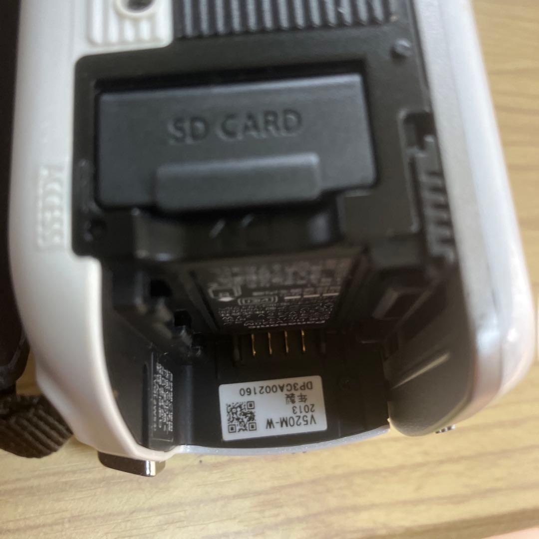 Panasonic HC-V520M ビデオカメラ、パナソニック製のケース付き