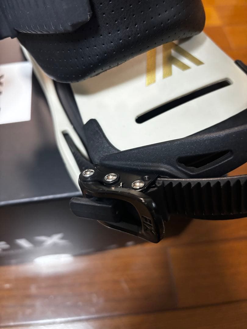 スノーボード FIX BINDING Yale