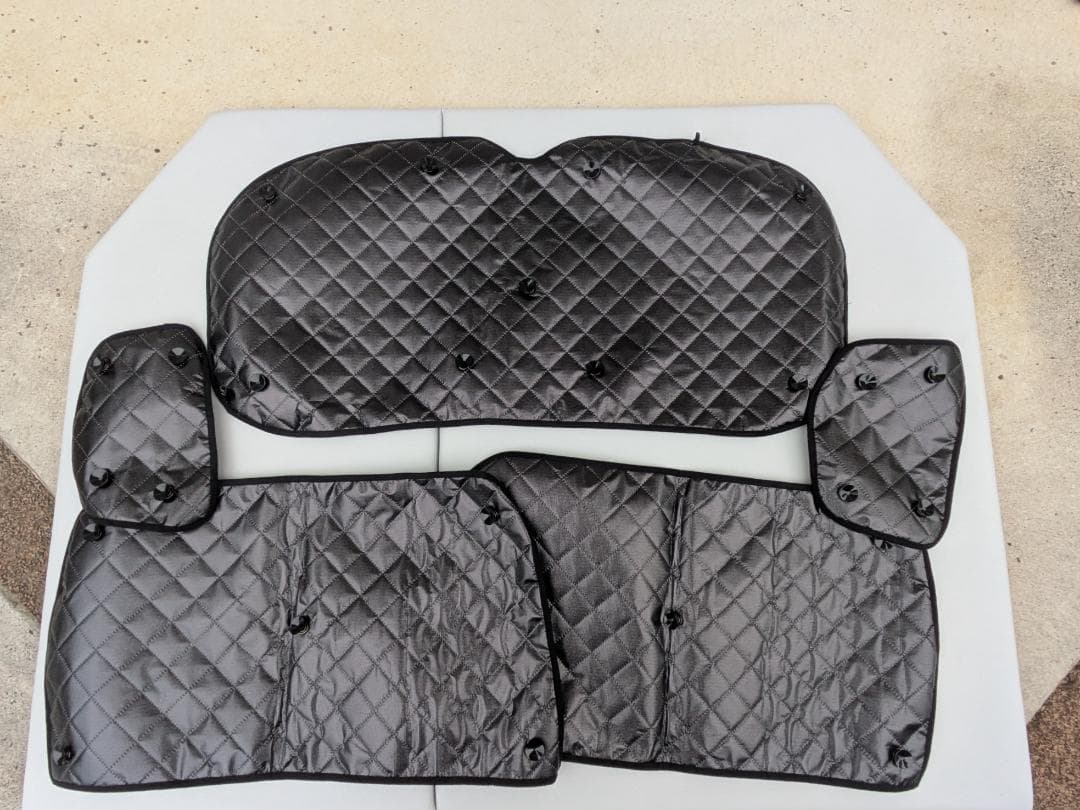 アウトランダーPHEV GN0W BMSブラックアルミサンシェード