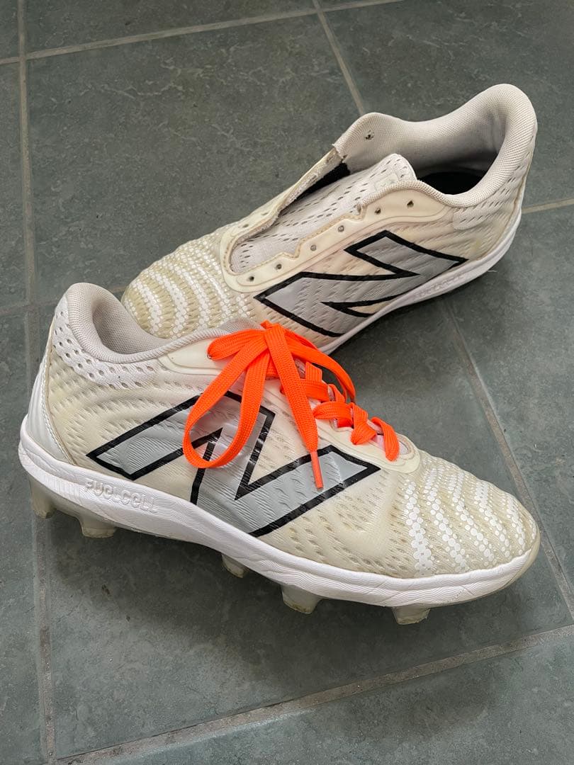 New Balance スパイク　ホワイト　ニューバランス