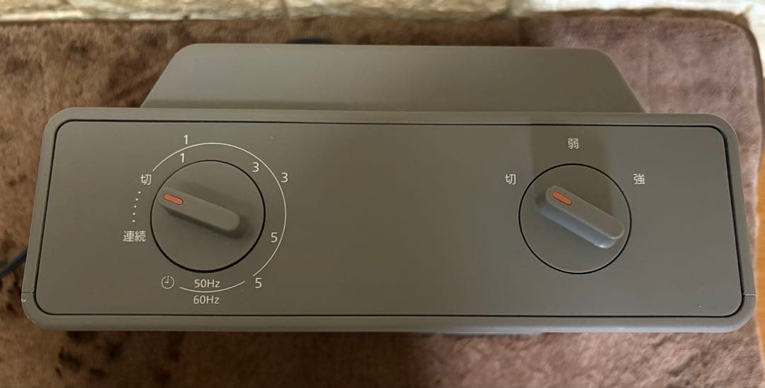 薄型ヒーター　セラミックファンヒーター　Panasonic DS-FAS1200