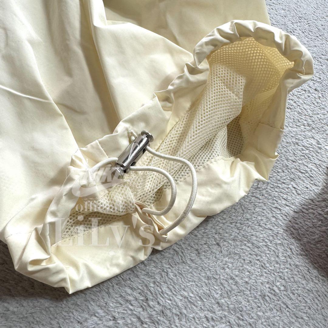 【Ｌサイズ】NIKE上下セットアップ　オフホワイト　ウーブン　ビッグスウォッシュ