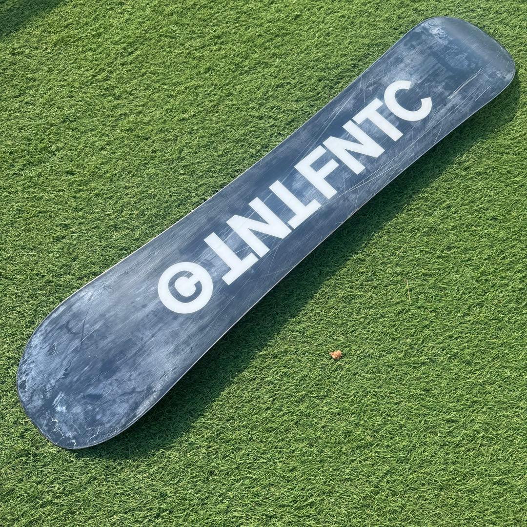 FNTC TNTC 143cm スノーボード