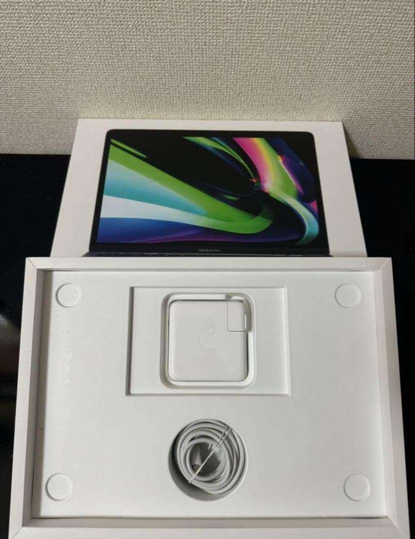 【極美品】MacBook Pro M2 16GB スペースグレー 本体