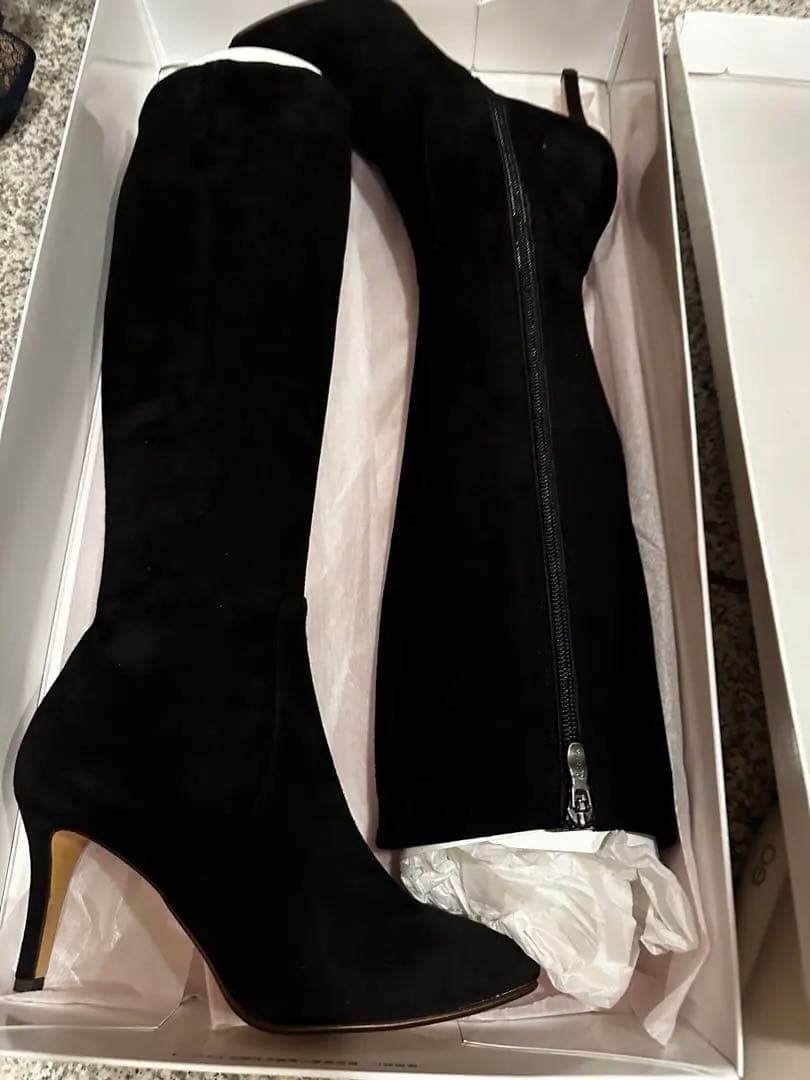 ダイアナ新品！ブラックスエードロングブーツ今季