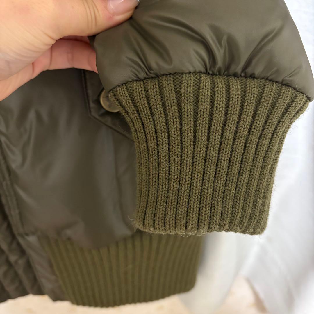 バーバリーブルーレーベル　ダウンコート　カーキ　刺繍ロゴ　40