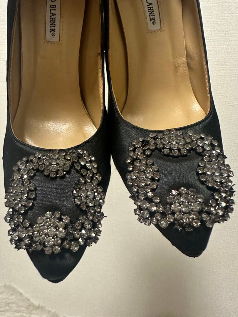 マノロブラニク MANOLO BLAHNIK ハンギシ　37