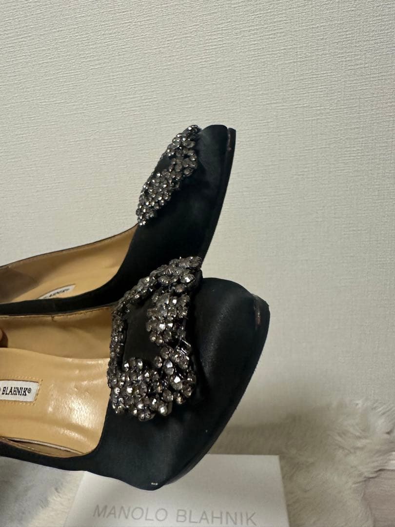 マノロブラニク MANOLO BLAHNIK ハンギシ　37