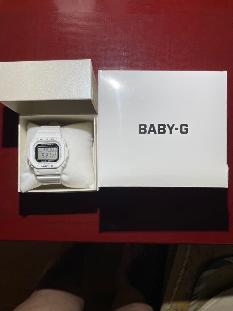 BABY-G MULTI BAND G ホワイト　ソーラーバッテリー