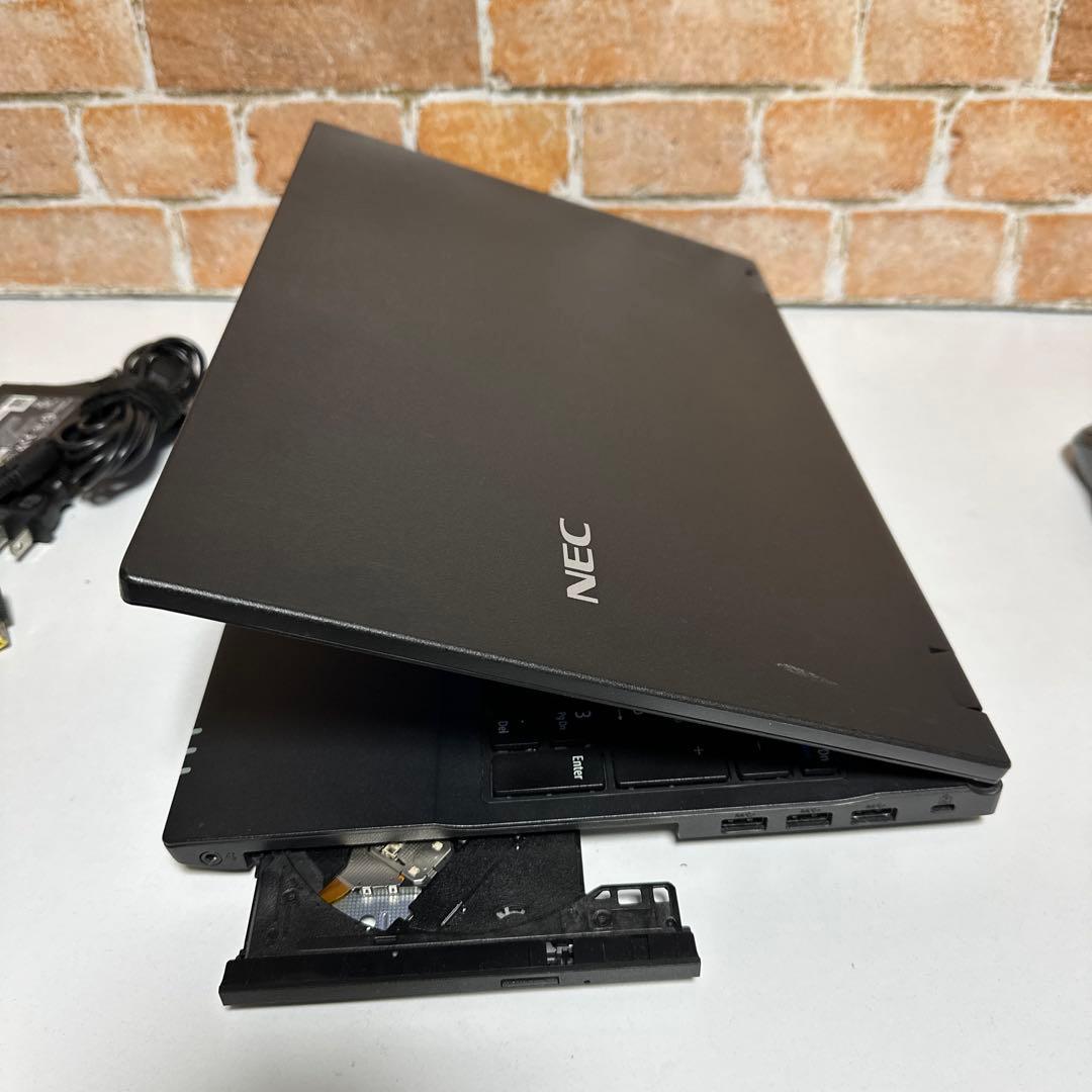NEC Versaproノート PC SSDサクサク起動　メモリ8GBオフィス付