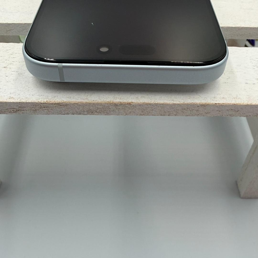 iPhone15 128GB ブルー 332