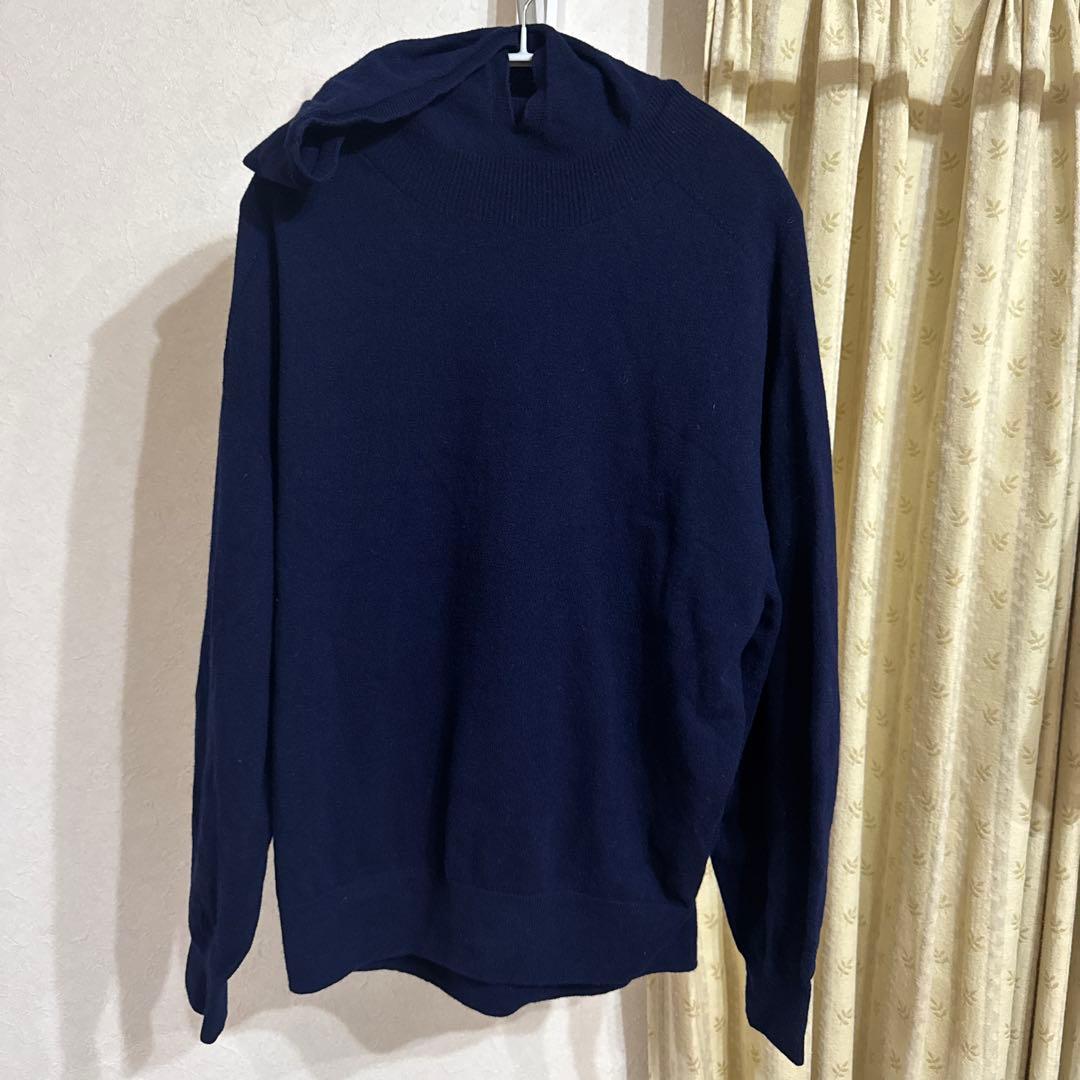 ハグオーワー フード付きニットセーター