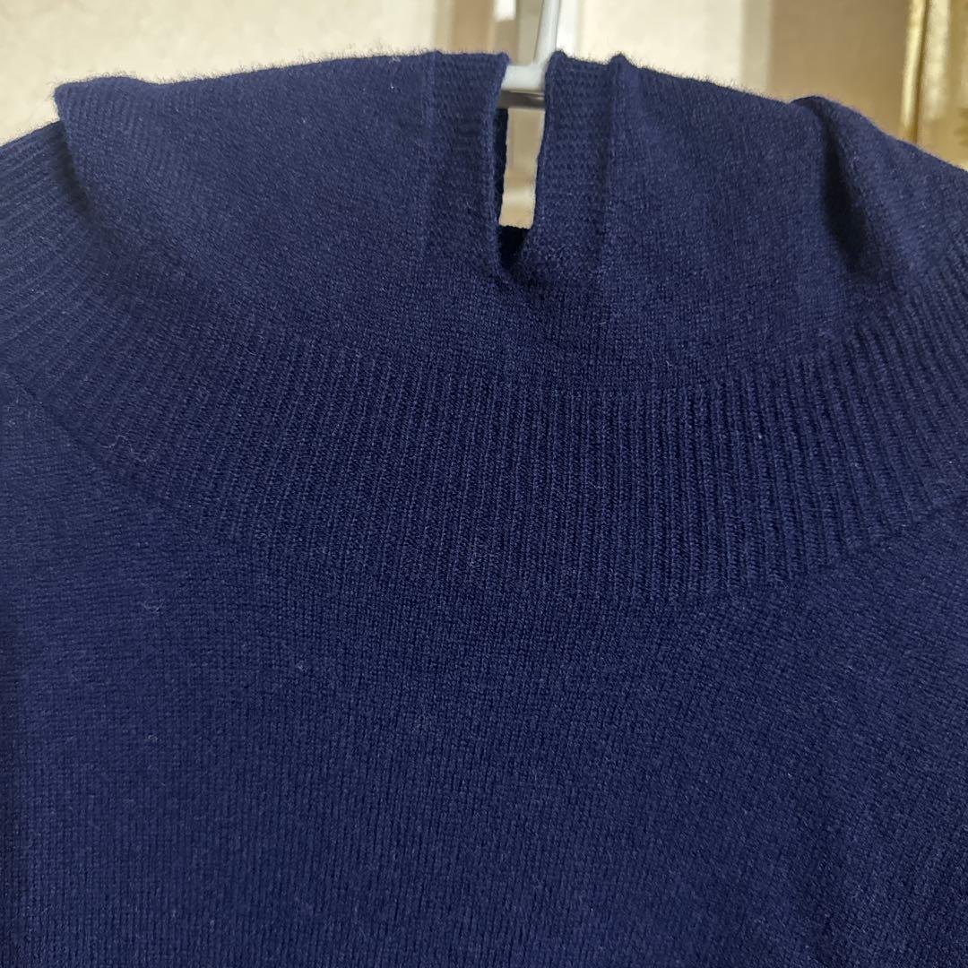 ハグオーワー フード付きニットセーター