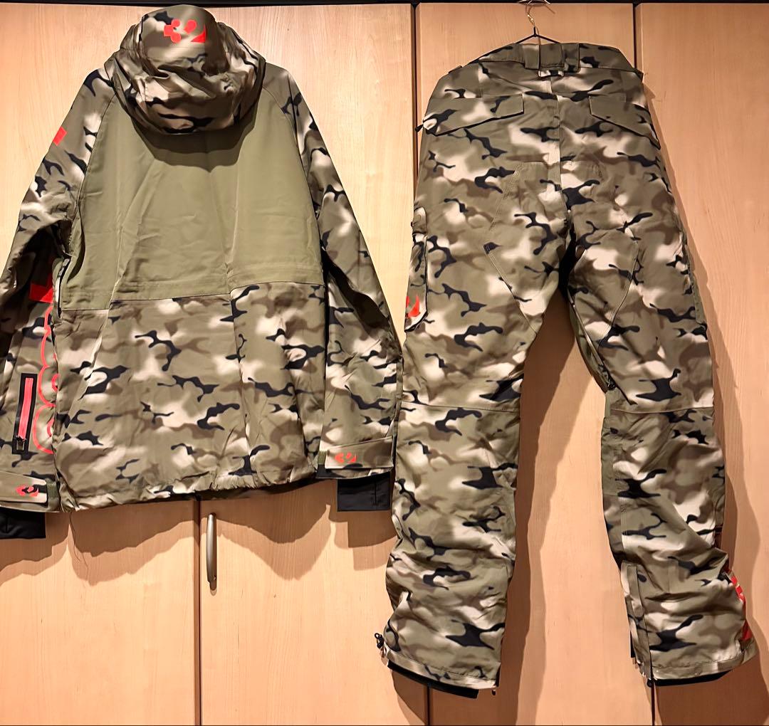 ま*つ様 【美品】THIRTYTWO迷彩スノーボードウェアセット（ジャケットLパ