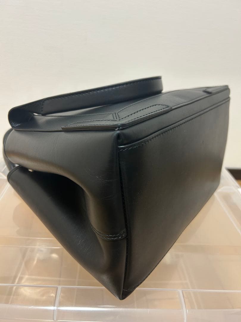 m*o様 バレンシアガ ネイビーカバス S エンボスロゴ オールレザー 黒