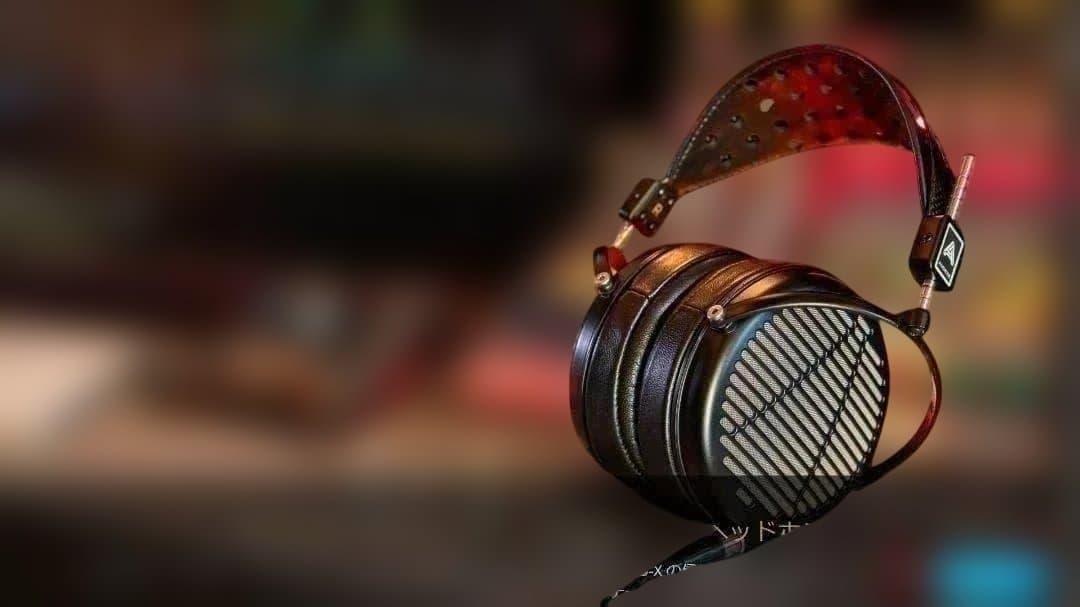 業務用ヘッドホン　Audeze LCD-MX4