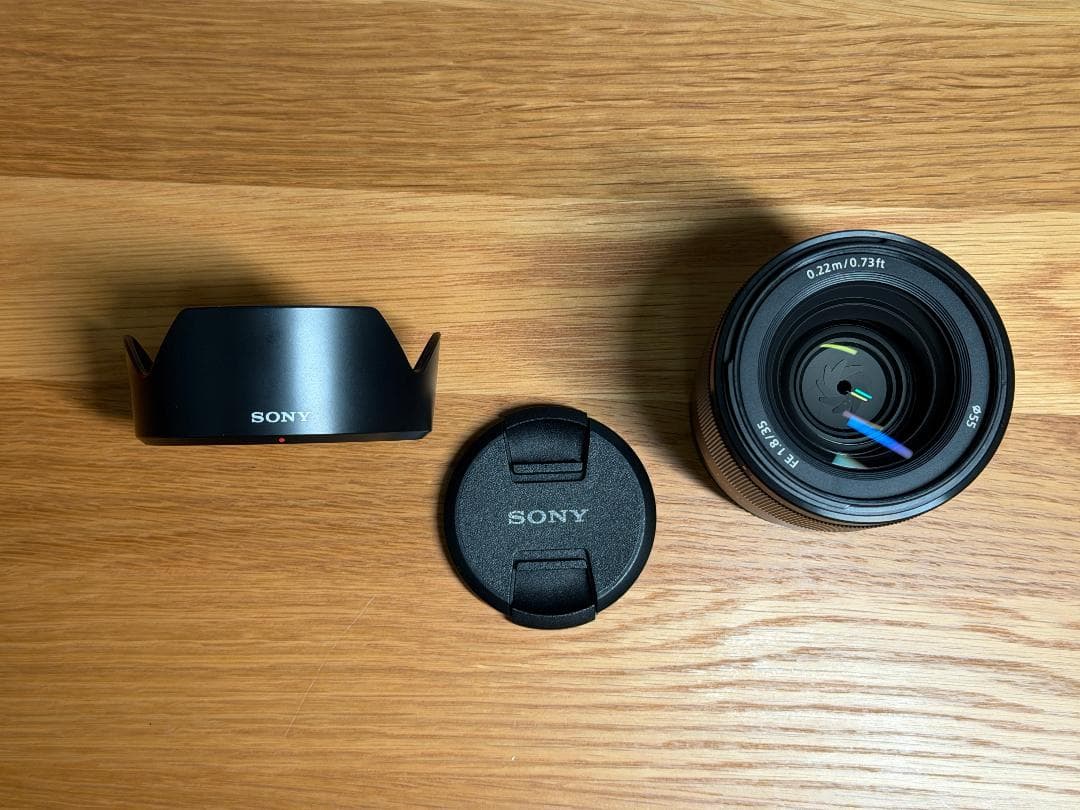 Sony FE 35mm f/1.8 レンズ (SEL35F18F)