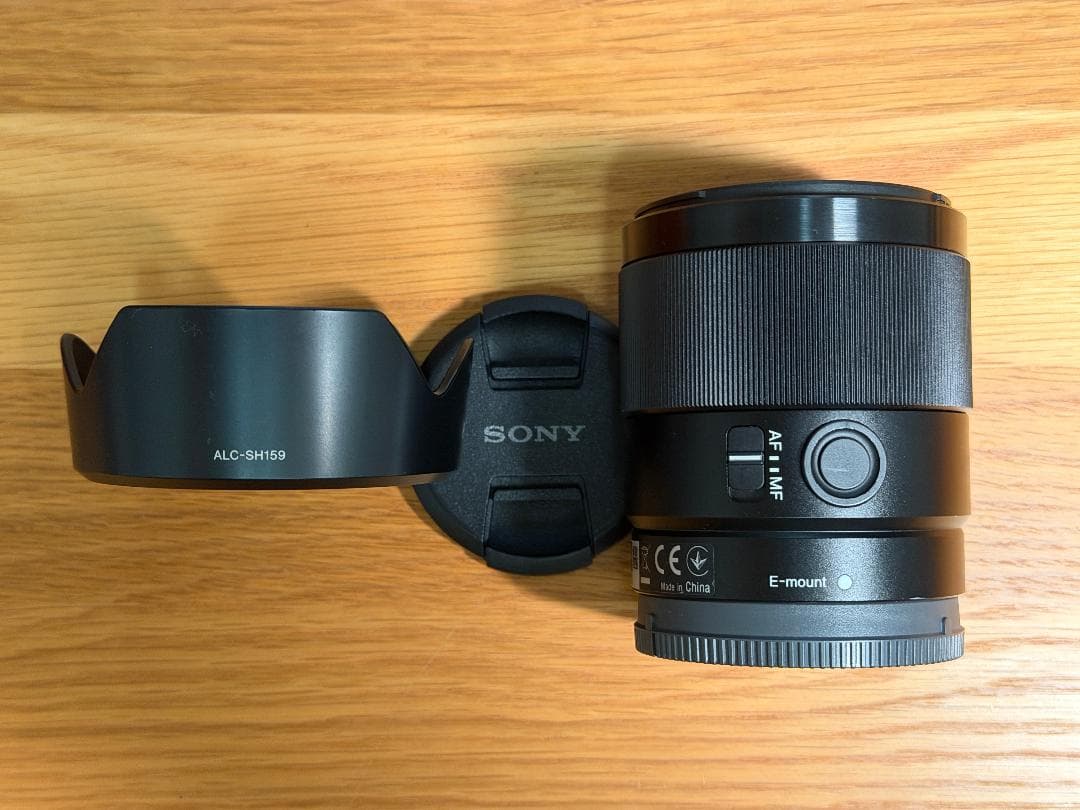 Sony FE 35mm f/1.8 レンズ (SEL35F18F)