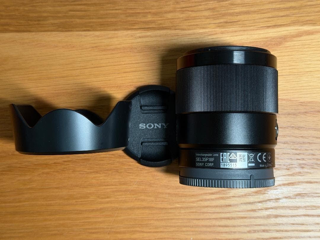 Sony FE 35mm f/1.8 レンズ (SEL35F18F)