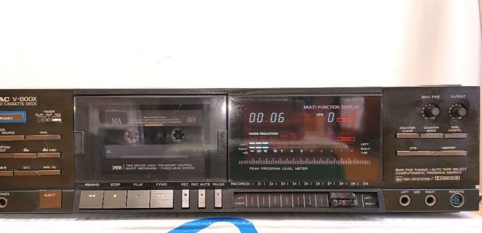 TEAC V-800X 3ヘッド　ステレオカセットデッキ　動作品　値下げしました