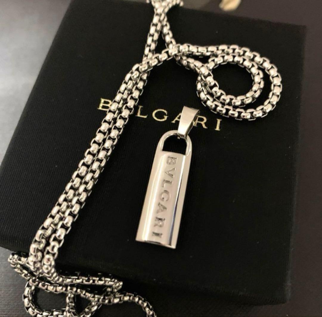 『断捨離中』ブルガリ正規　人気ロゴプレートチャーム／ベネチアンネックレス　新品
